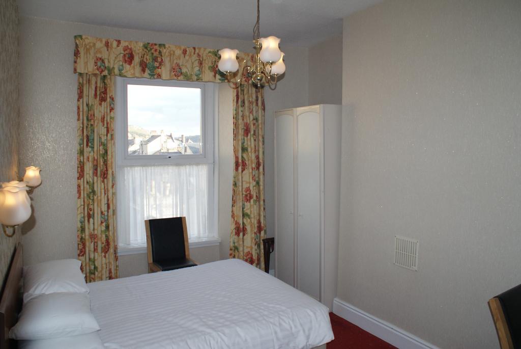 The Queens Lodge Llandudno Exterior foto